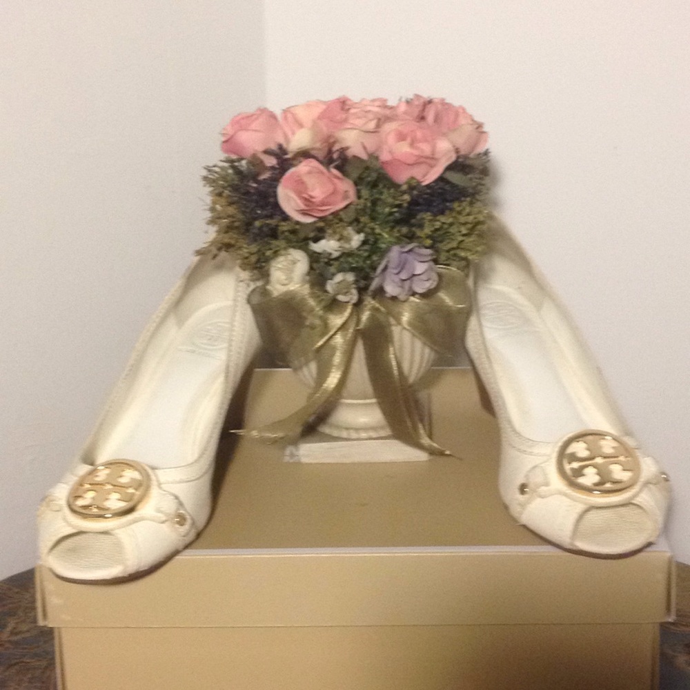 💜SOLD💜TORY BURCH LETICIA PEEP TOE  WEDGE